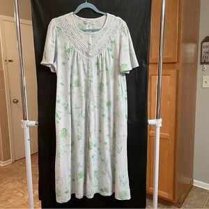 Earth Angels Geeen Floral Robe Large Coastal Grandma Comfy Summer Nights